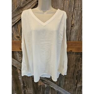 Torrid size 2 (L) ivory sleevless relaxed fit tank layering top career casual